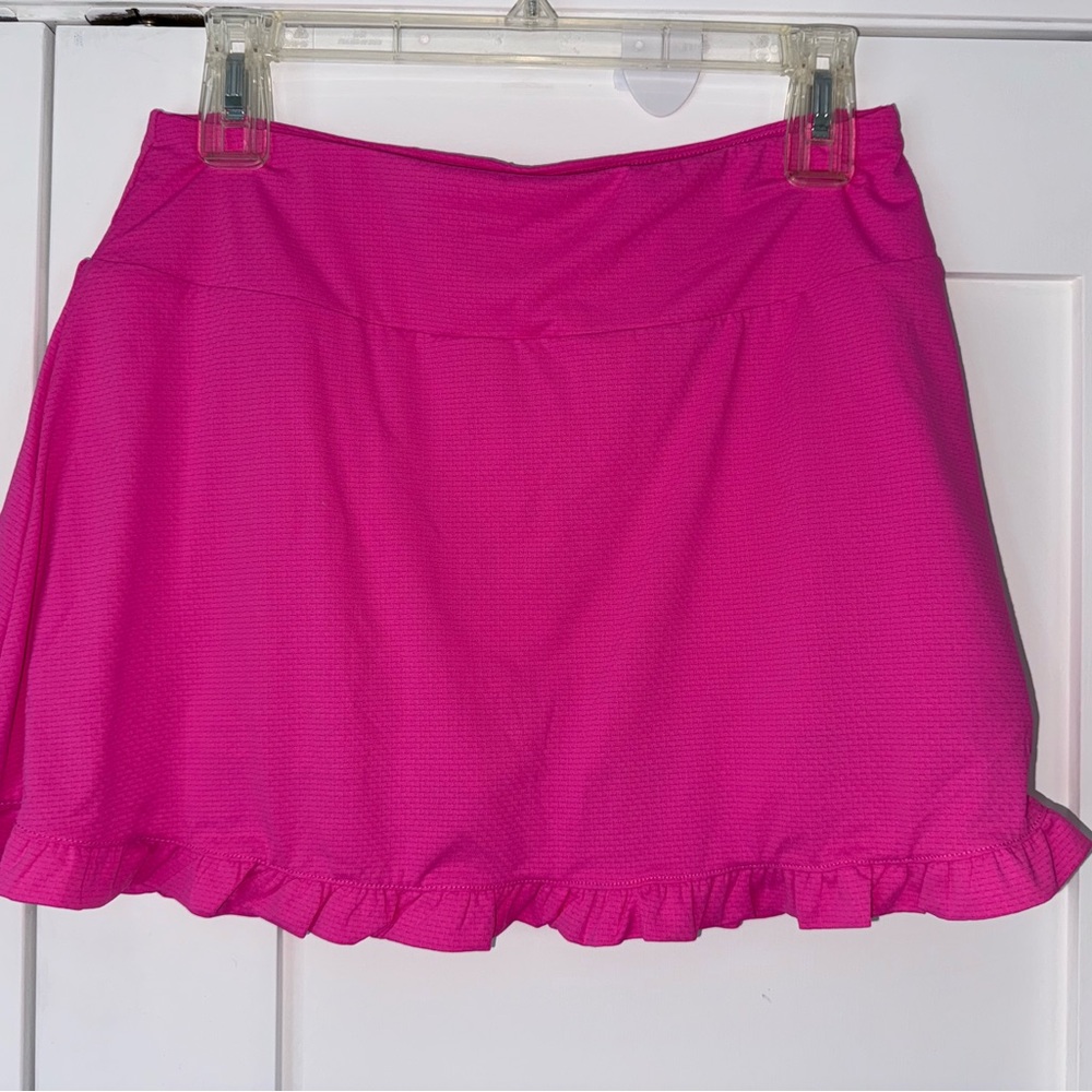 Pink skort • Size L • Cute, versatile & barely worn!
